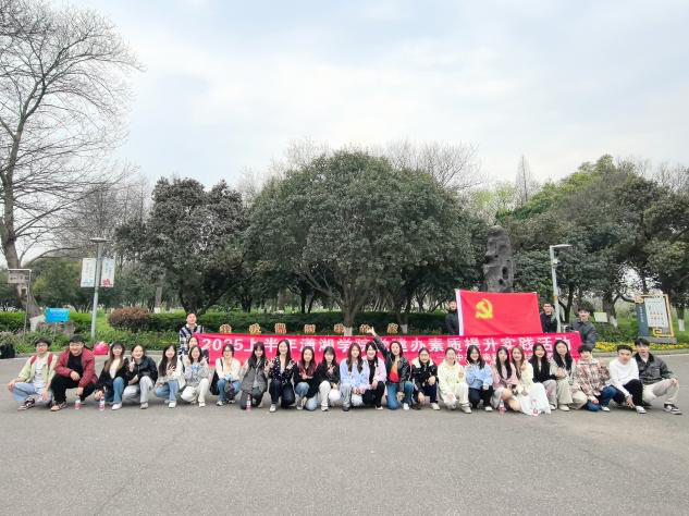 e9e258233b5b4f0d94ccafebd7a3b63d.png e9e258233b5b4f0d94ccafebd7a3b63d.png